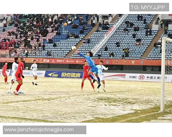 四大足球巨星前辈影响力对现代足球发展和技术革新的深远意义探讨