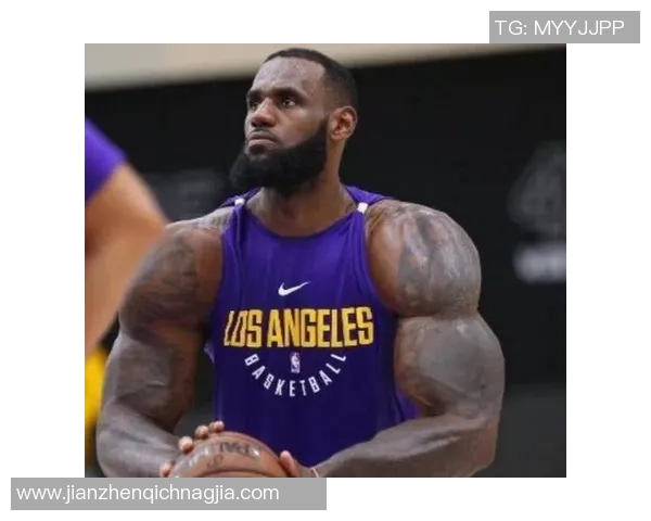 足球球星中哪些球员腹肌不明显反而成为魅力所在